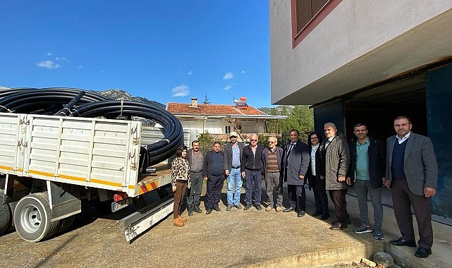 Antalya Büyükşehir Belediyesi’nin çiftçiye yönelik destekleri sürüyor